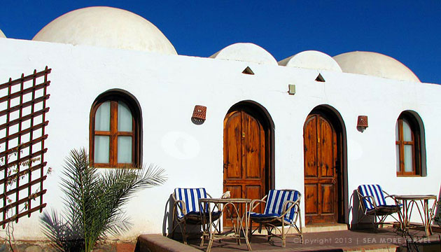 Dolphin Camp Kuppeldachzimmer